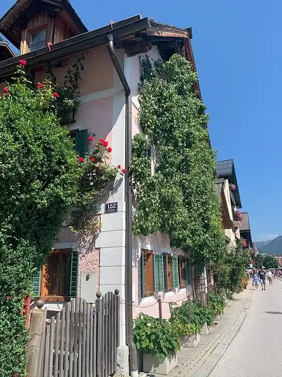 picture of famous hallstatt village in austria amazing day trip 