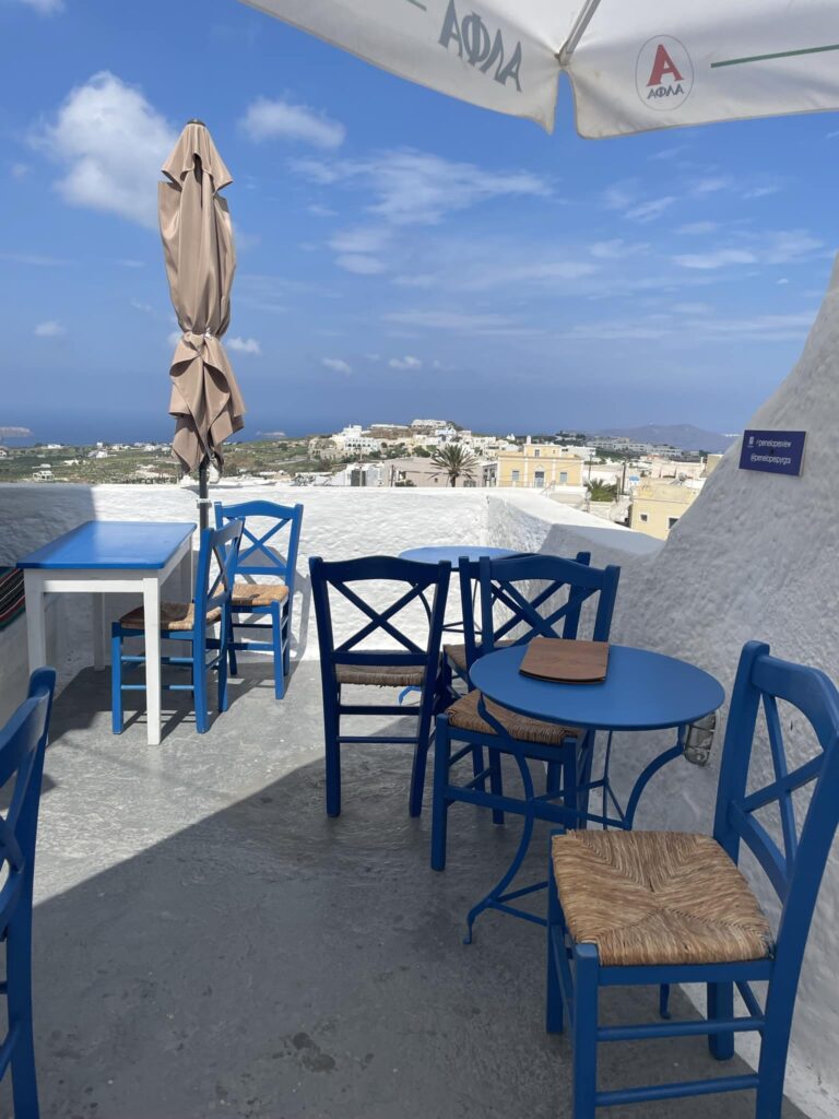 Penelopes restaurant Pyrgos, Santorini restaurant with a view over pyrgos
