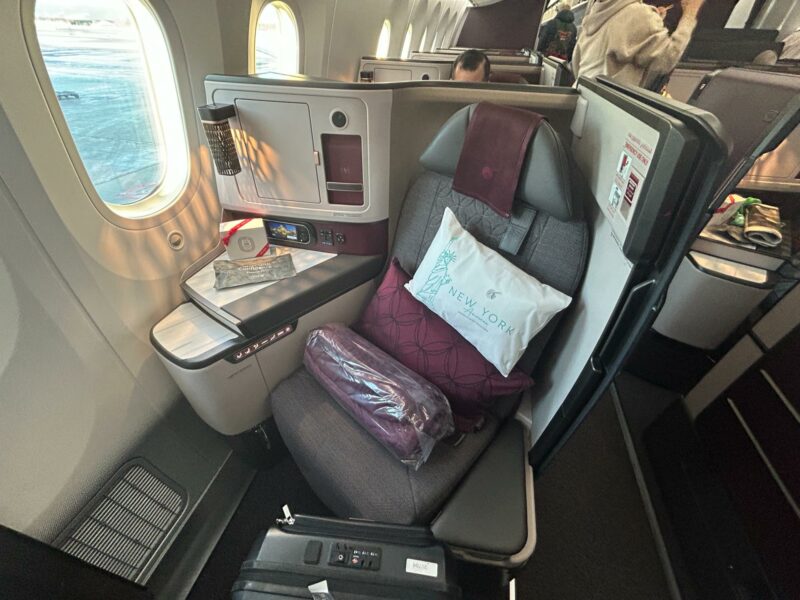 REVIEW: Qatar Airways B787-9 business class Premium Suite – aka Q Suite Lite
