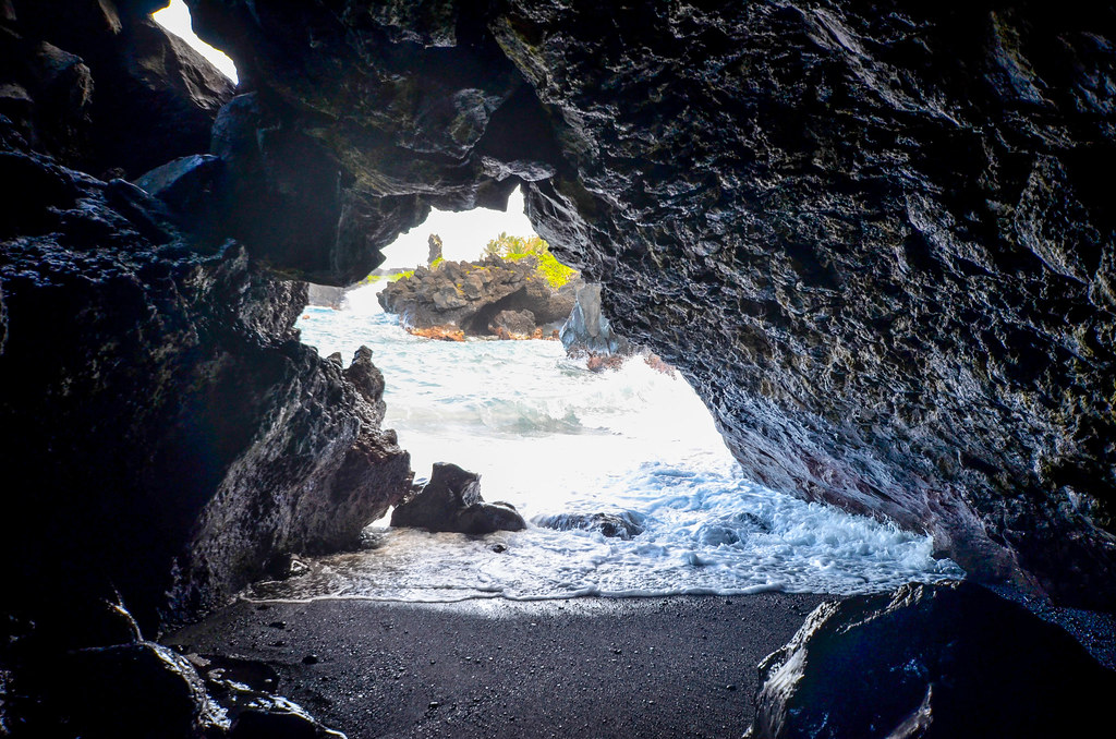 Caves at Black Sand Beach, Waianapanapa State Park