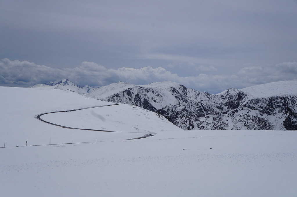 Views of the snowy Alpine Tundra